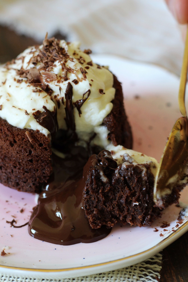 Molten Chocolate Lava Cake with Ganache Center (+ video) – Food Finessa