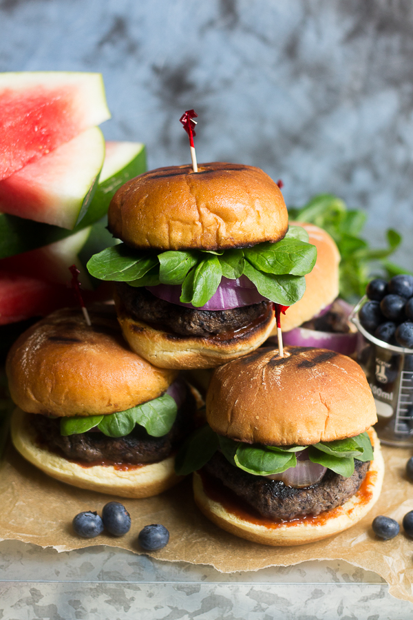 Blueberry White Cheddar-Stuffed Burgers with Grilled Red Onions + Happy July 4th! (Burger Week Day 3)