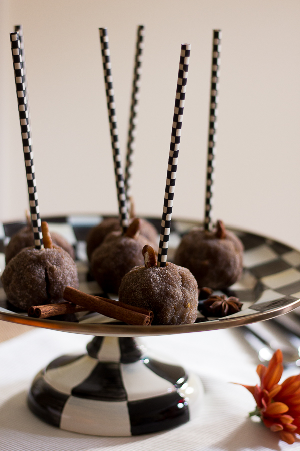 Pumpkin Cinnamon Sugar Cake Pops.